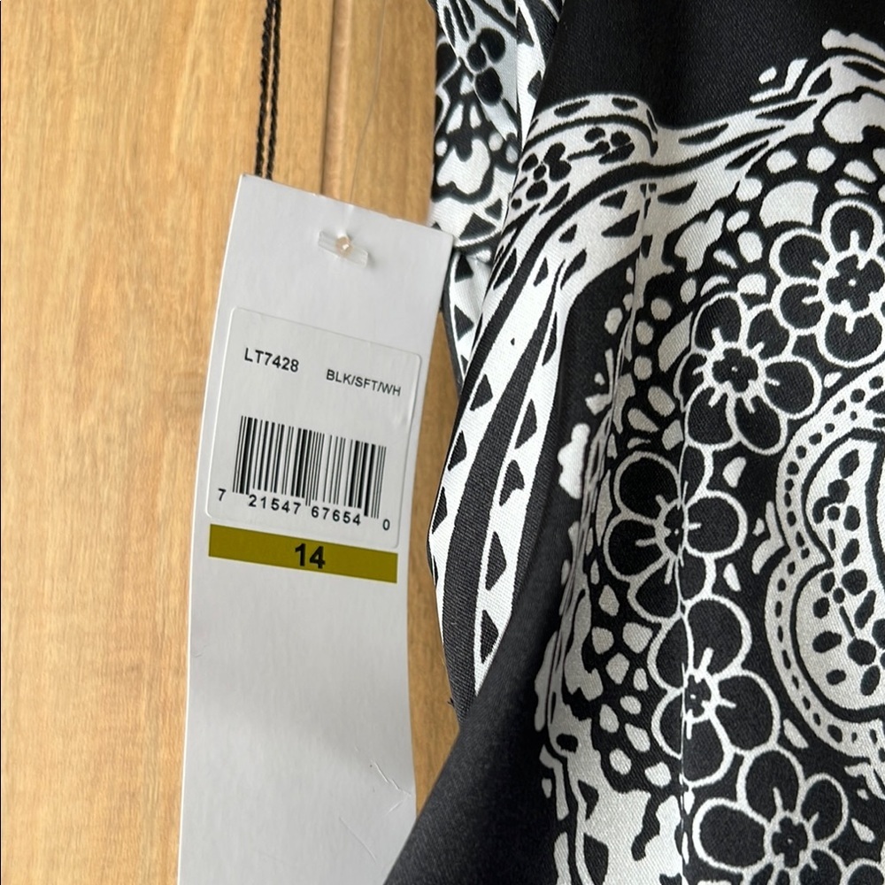 London Times Black and White Paisley Dress - Picture 7 of 12